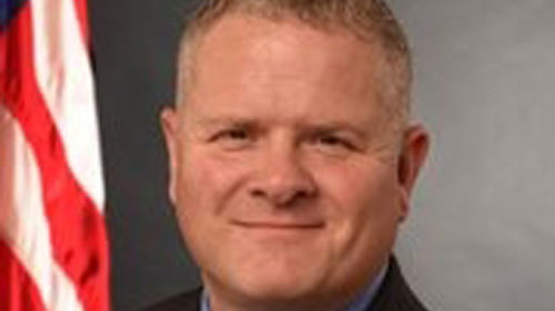 Headshot of Lance Robertson